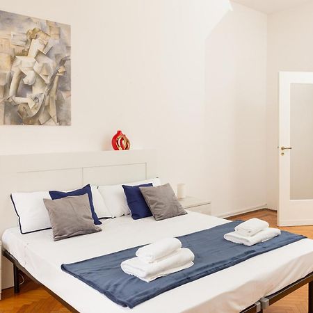 Picasso - Spacious Exclusive Apartment Milán Exterior foto