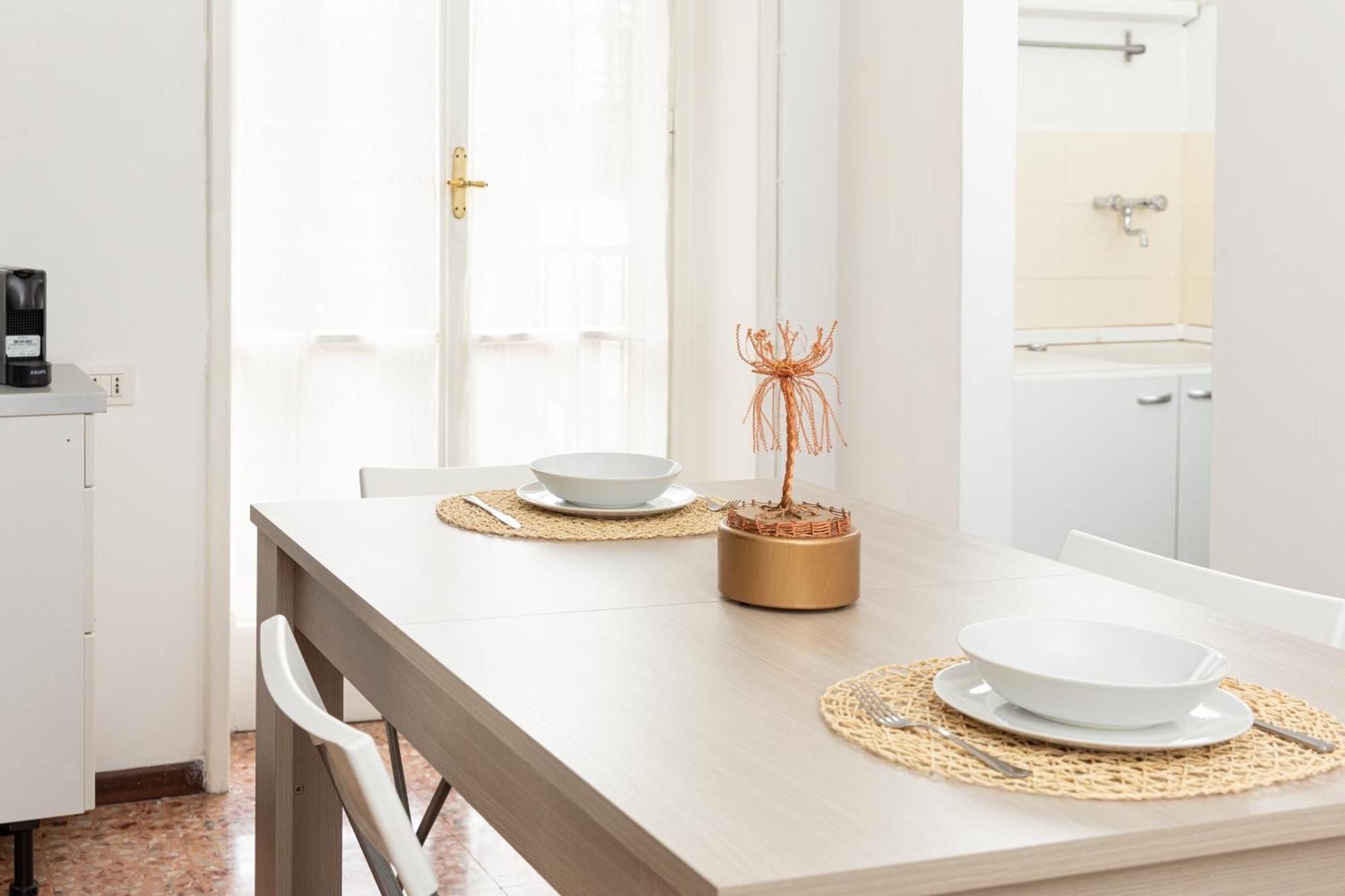 Picasso - Spacious Exclusive Apartment Milán Exterior foto