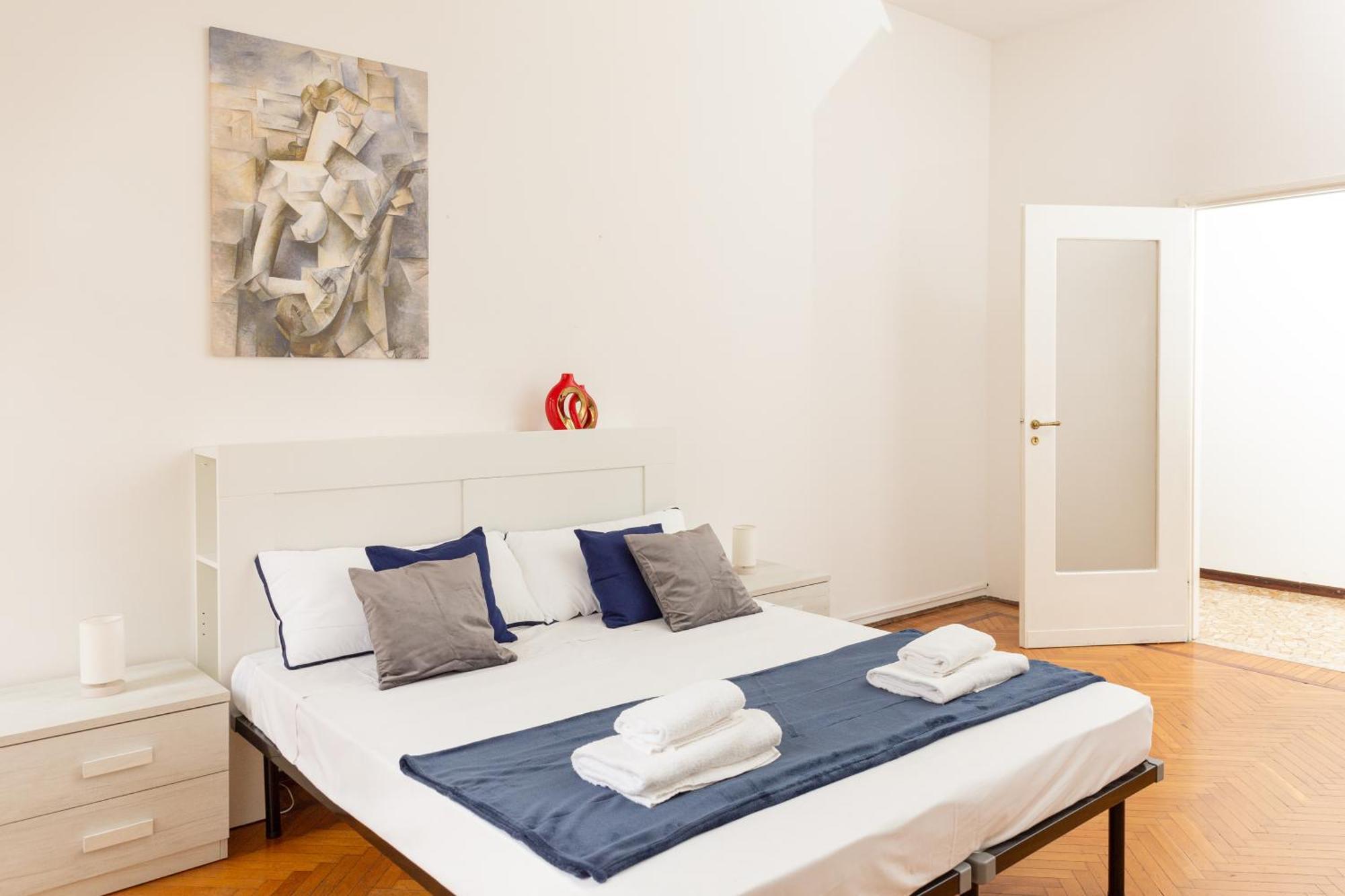 Picasso - Spacious Exclusive Apartment Milán Exterior foto