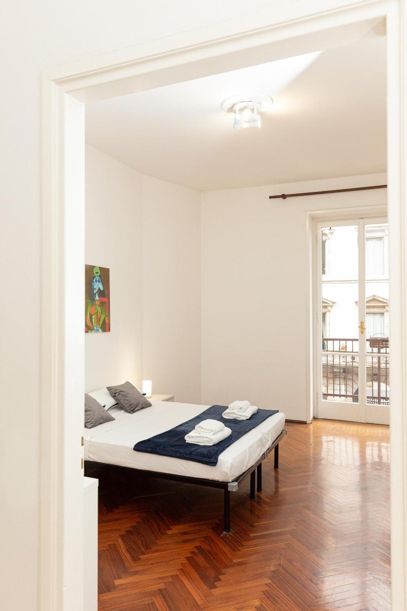 Picasso - Spacious Exclusive Apartment Milán Exterior foto